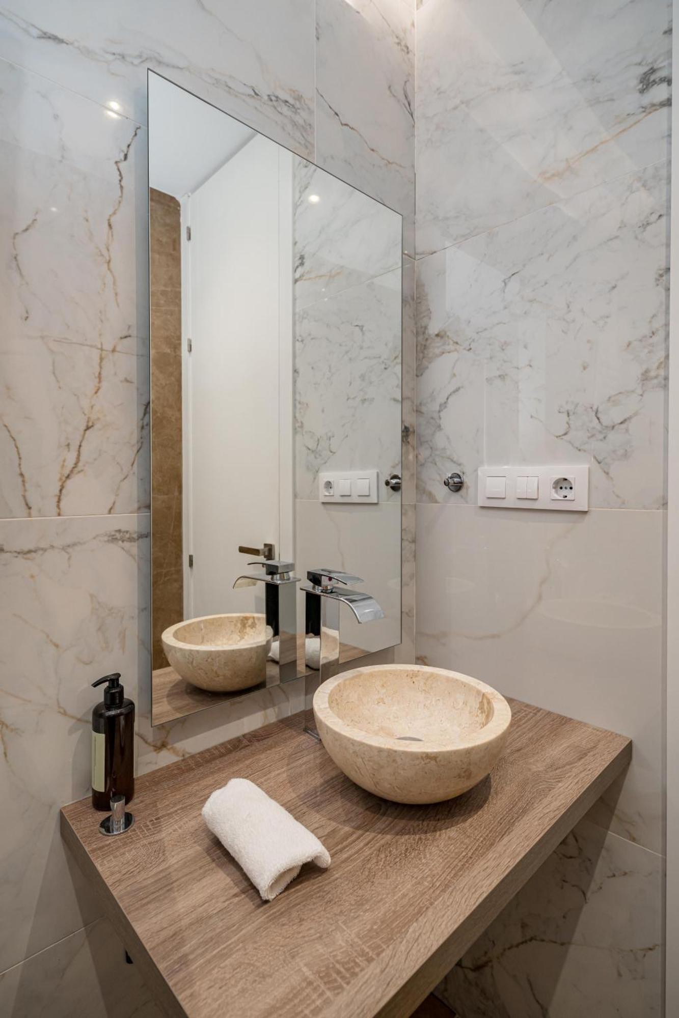 Chueca II Calle Barco 2Br 2Bh 马德里 外观 照片